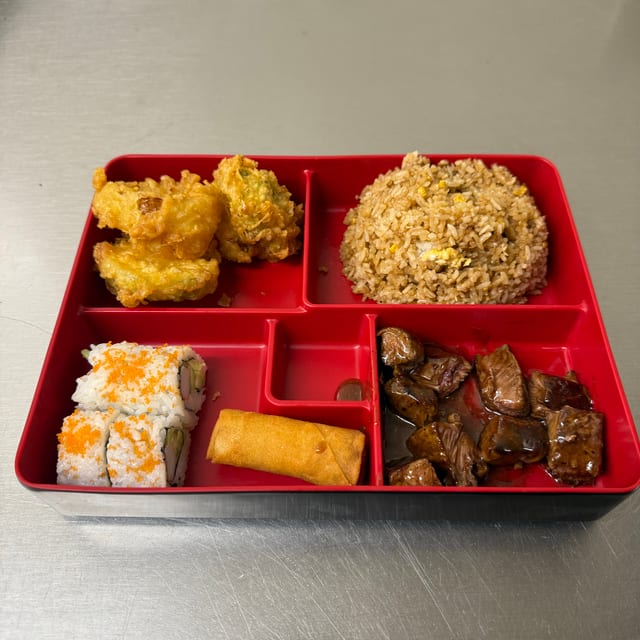 B4. Bento Steak.