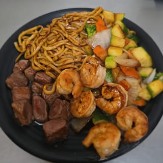 HD15. Hibachi Steak & Shrimp